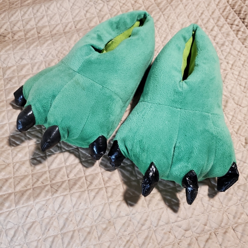 USED Novelty godzilla Dino house shoes WELL WORN  Amazon 10